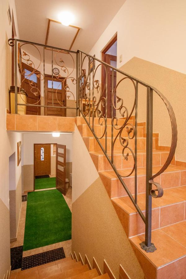 Ferienwohnung Przystan Laworta Ustrzyki Dolne Exterior foto